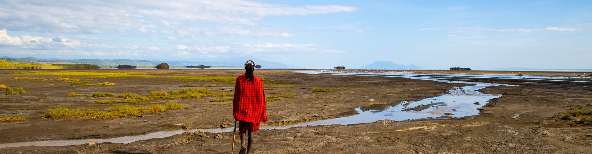 Scoprite la cultura tradizionale Maasai nell'area del Lago Natron con i nostri tour Safari in Tanzania
